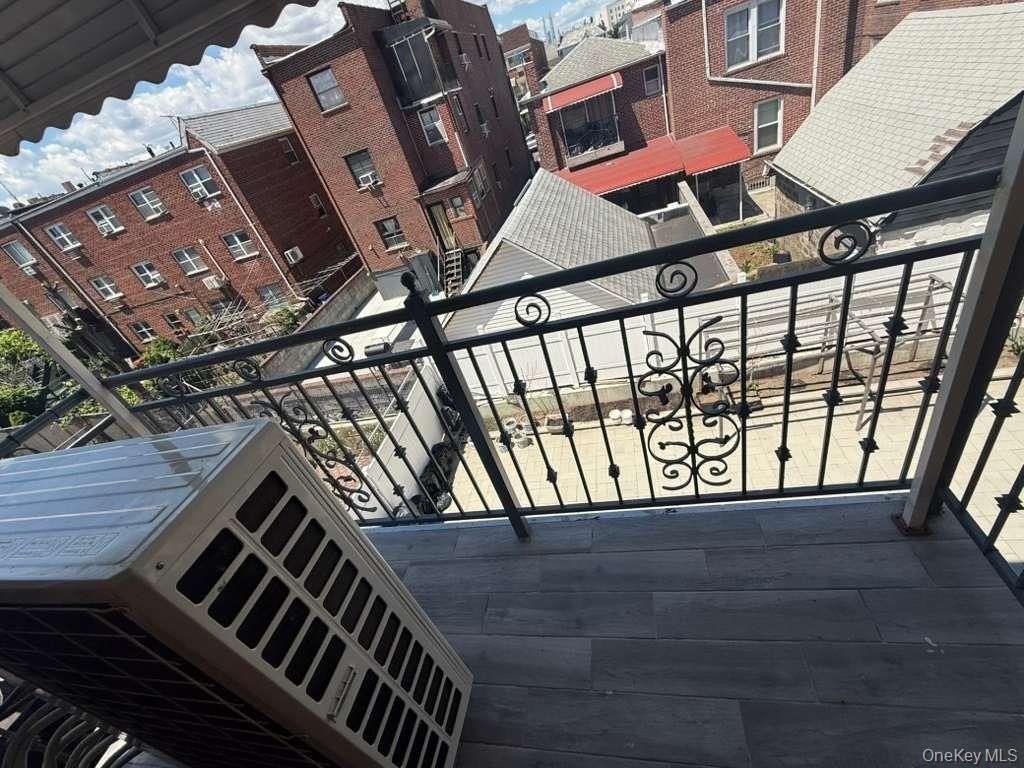 3444 59th St #3F - Photo 7 of 12