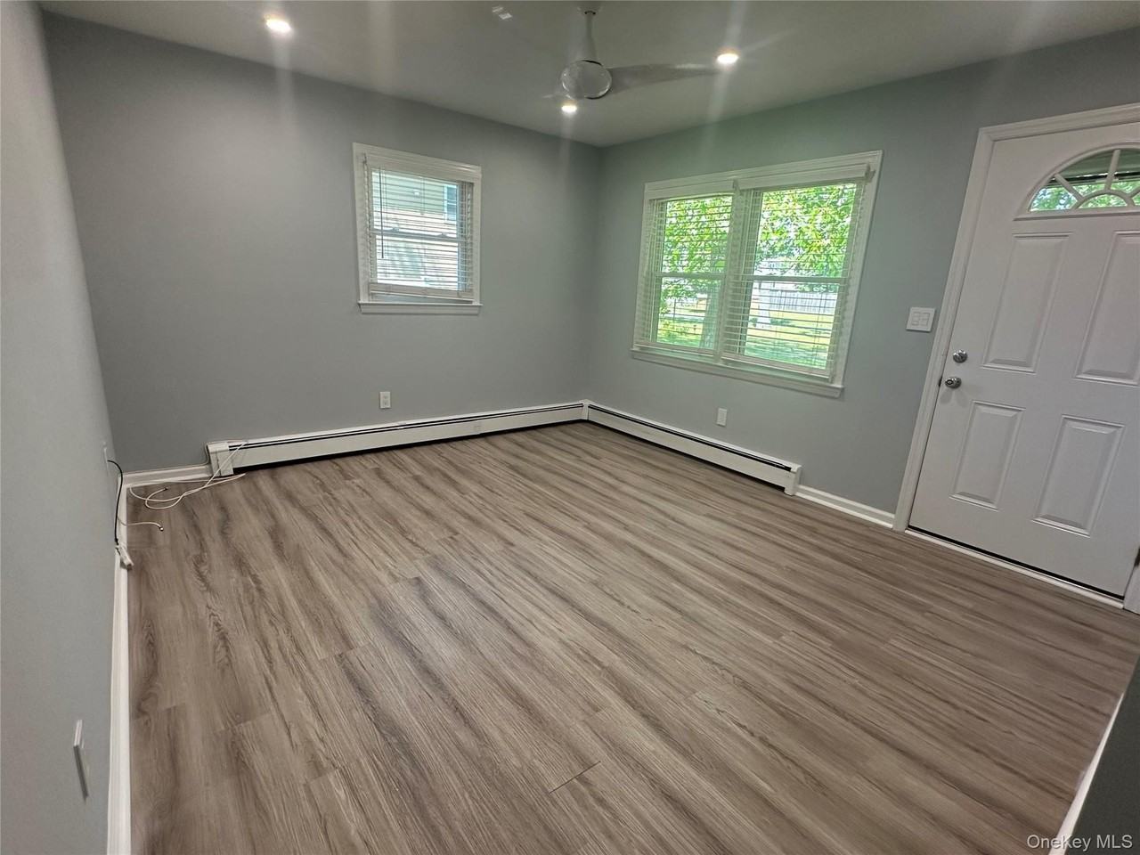7 Bolton Dr - Photo 6 of 10