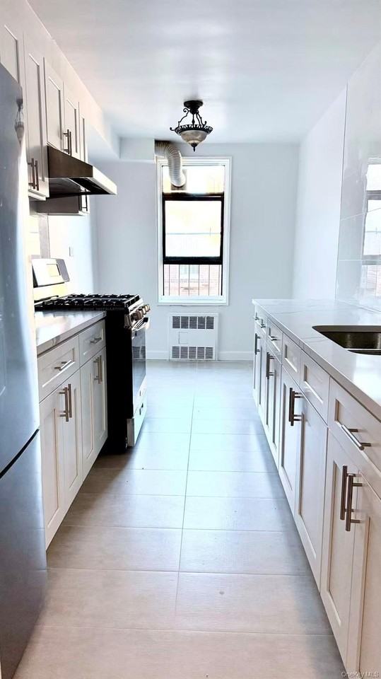 8360 Vietor Ave #6P - Photo 3 of 8