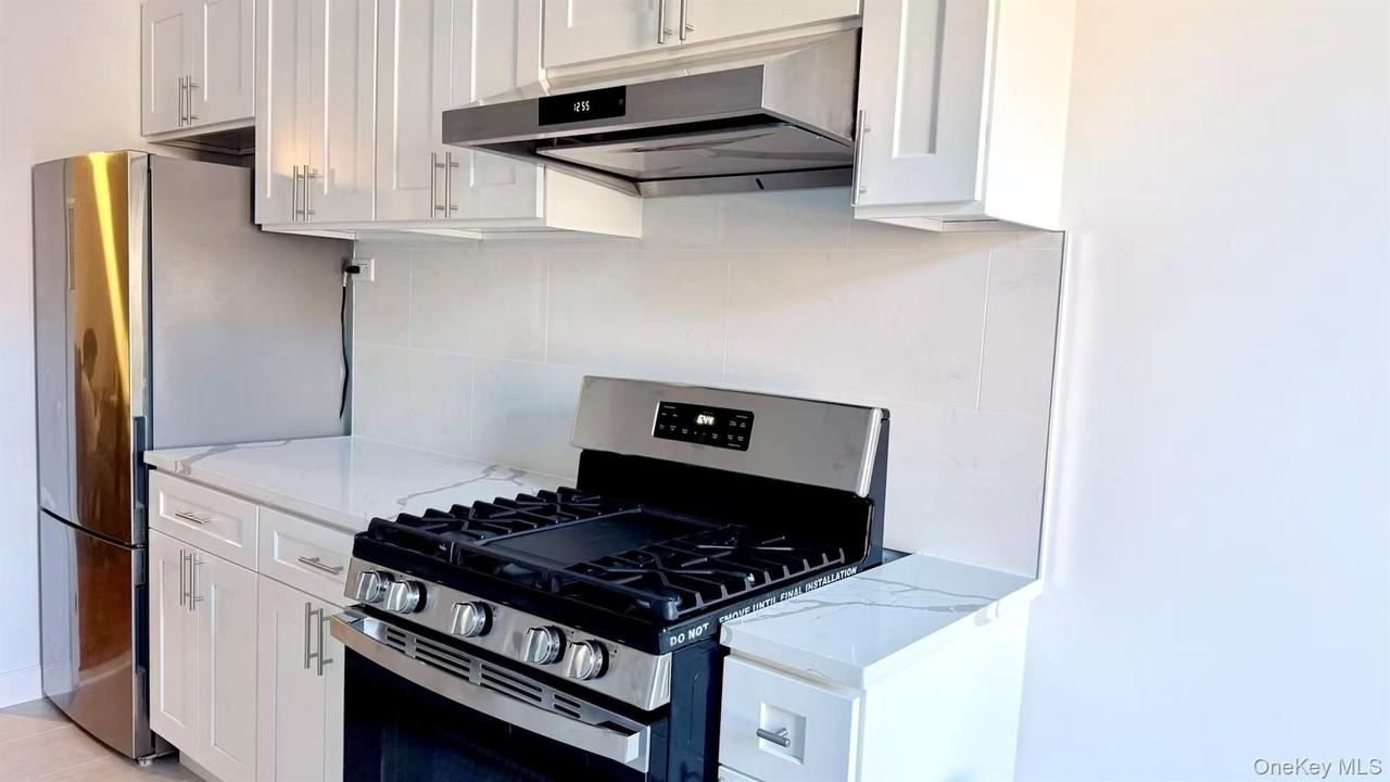 8360 Vietor Ave #6P - Photo 4 of 8