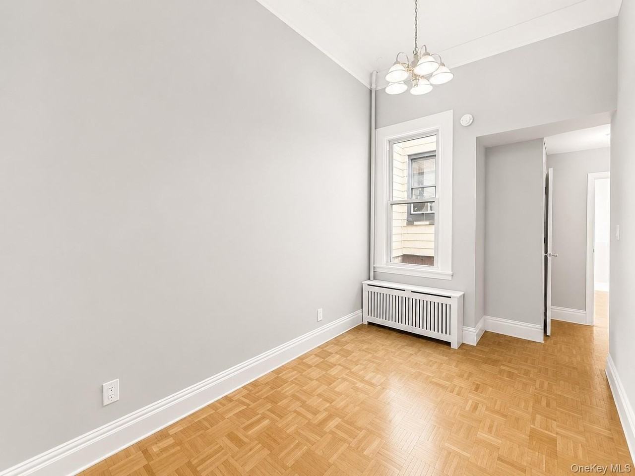 787 Woodward Ave #1L - Photo 5 of 10