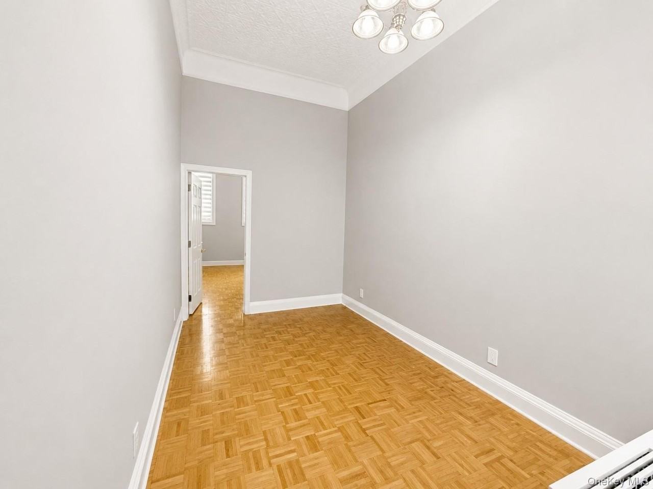 787 Woodward Ave #1L - Photo 6 of 10