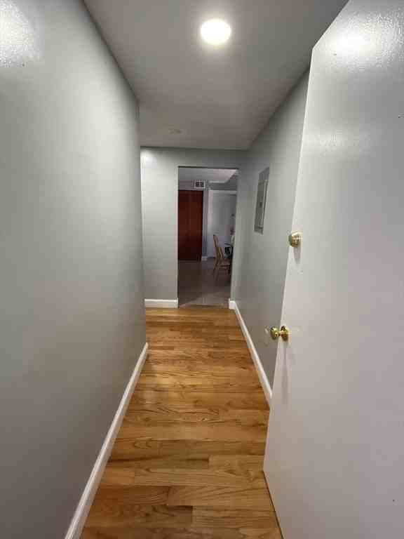593 Park St #2 - Photo 4 of 19