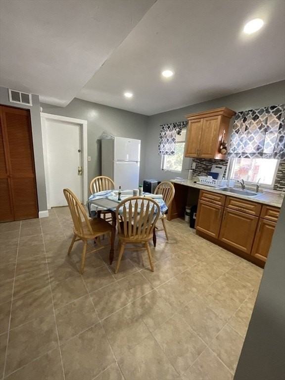 593 Park St #2 - Photo 6 of 19