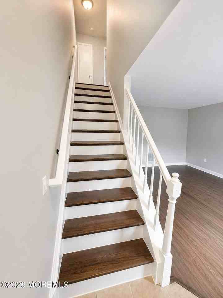 1144 Sawmill Rd #121 - Photo 3 of 23