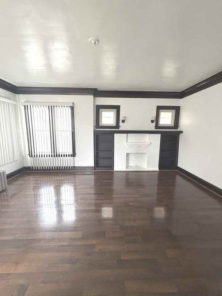 8026 S Aberdeen St #1 - Photo 4 of 31