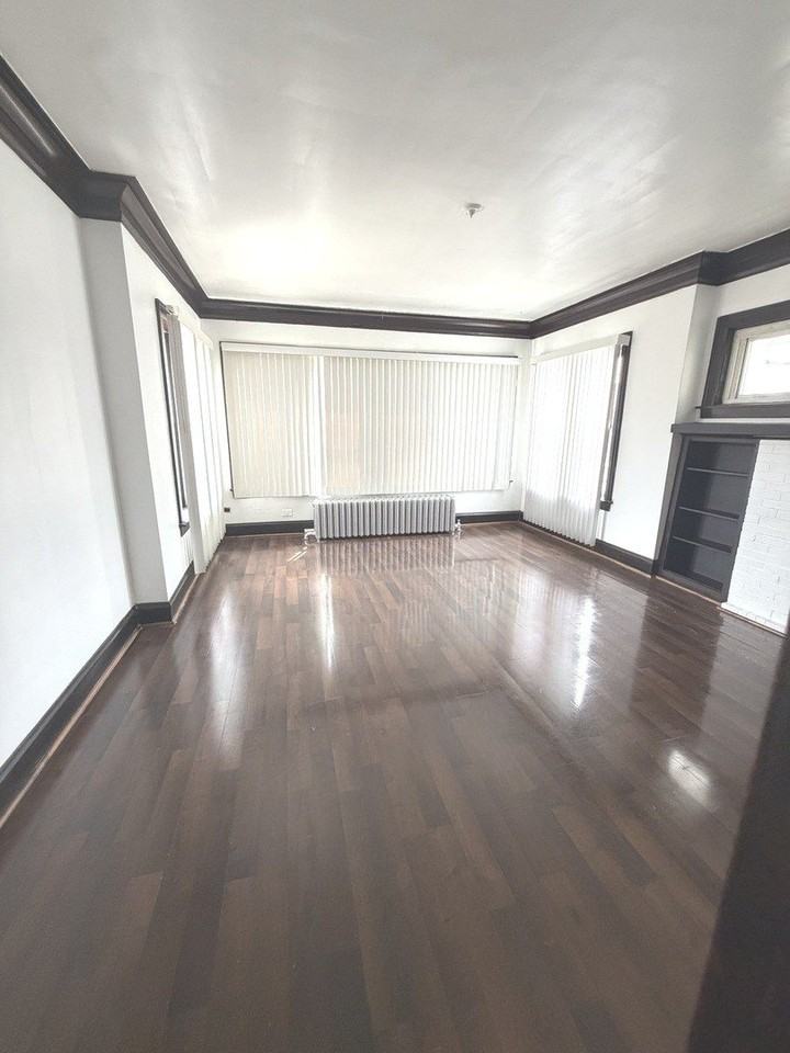 8026 S Aberdeen St #1 - Photo 5 of 31