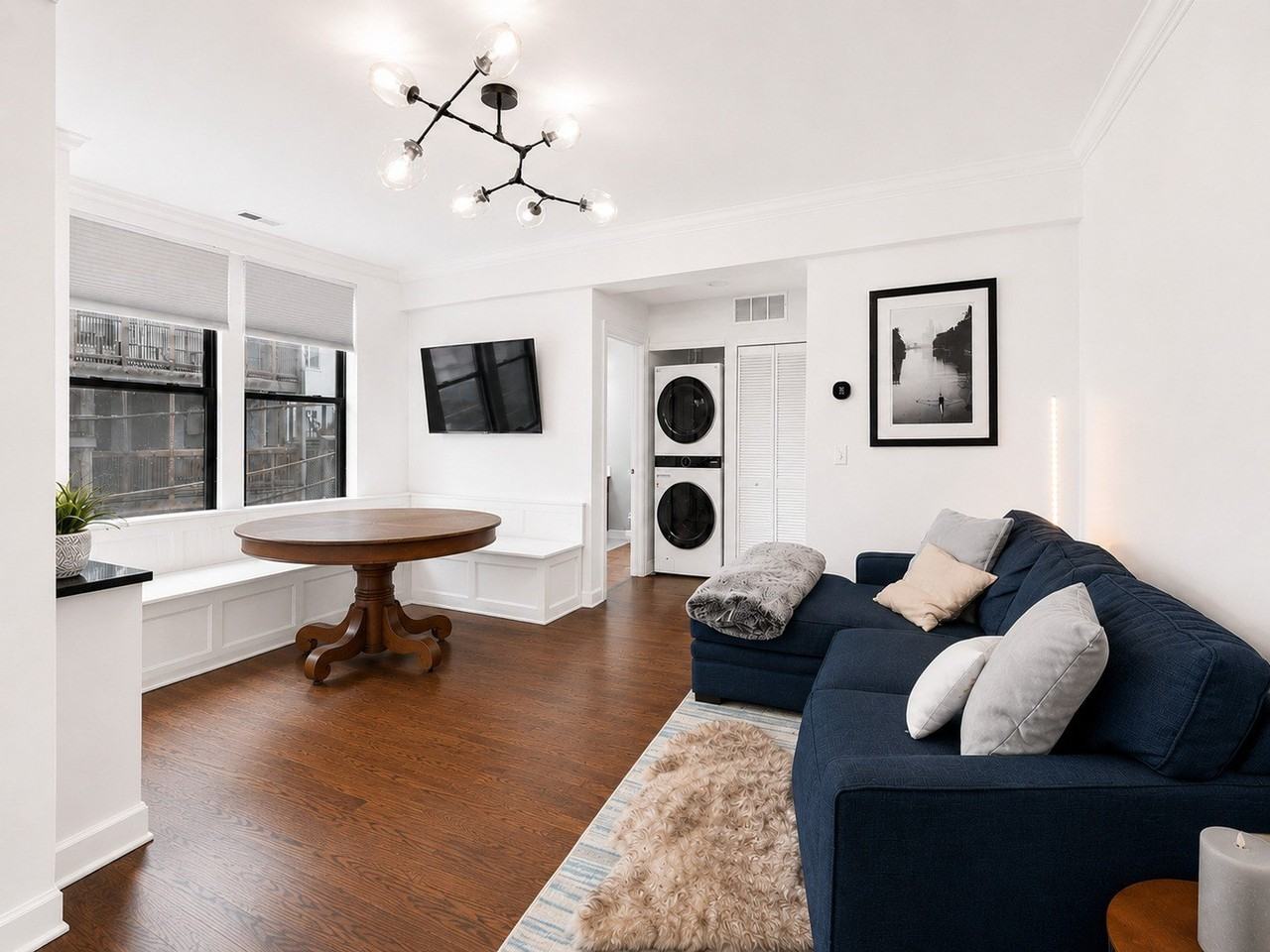 743 W Cornelia Ave #N2 - Photo 3 of 15
