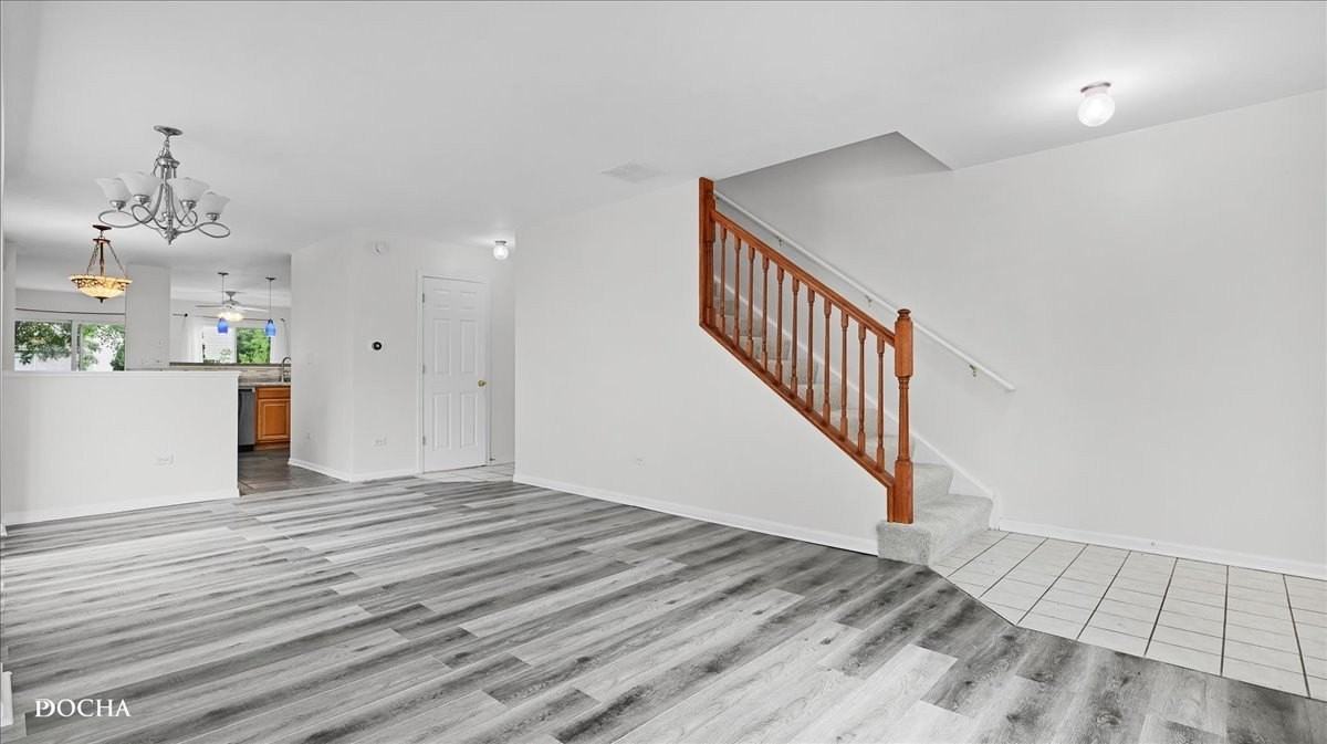 2449 Mayfield Dr - Photo 2 of 30