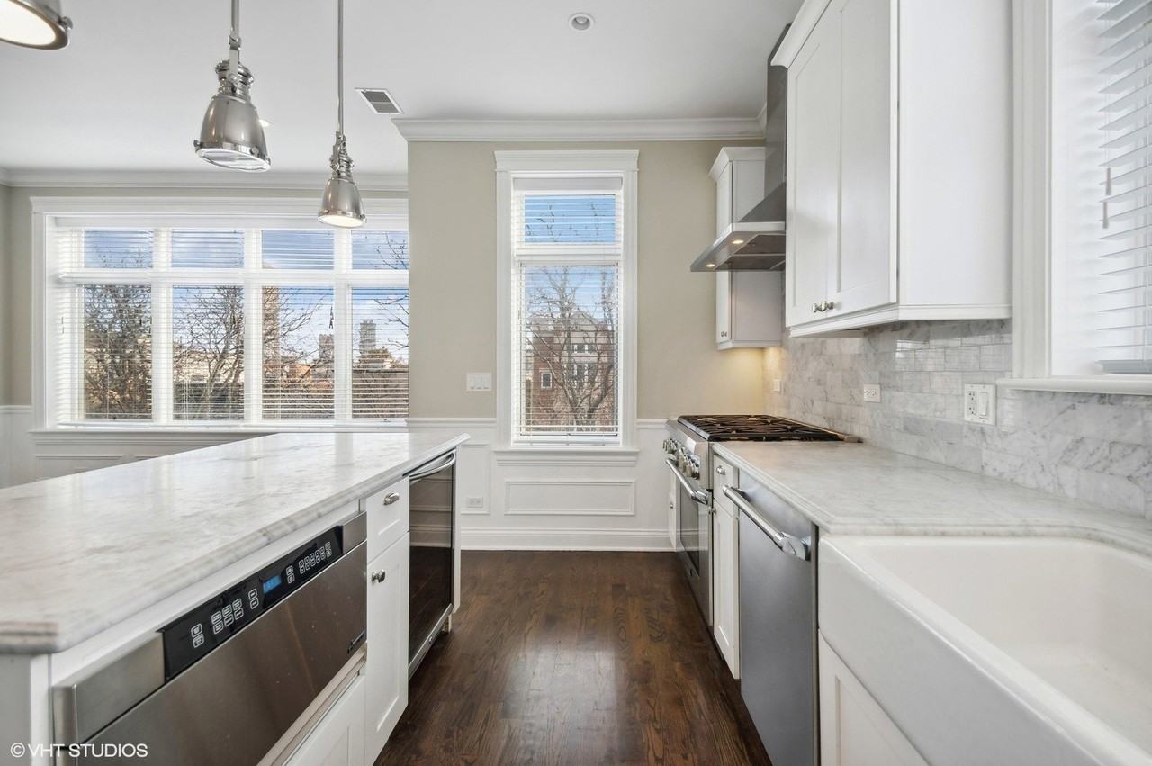 3518 N Wilton Ave #4 - Photo 6 of 21