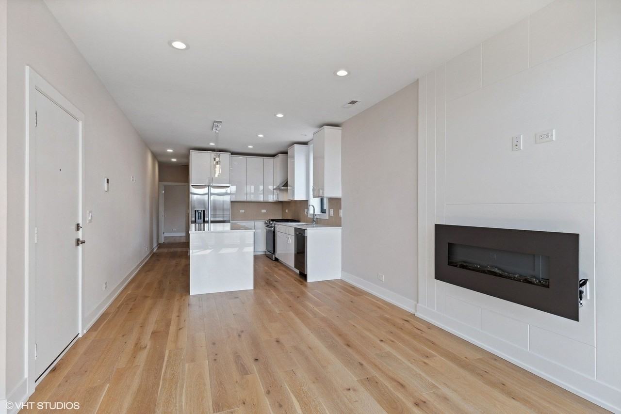 3332 W Irving Park Rd #3 - Photo 7 of 18