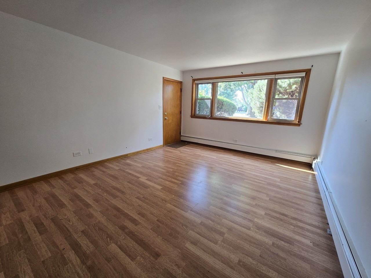 7124 W Jarvis Ave #G - Photo 5 of 13