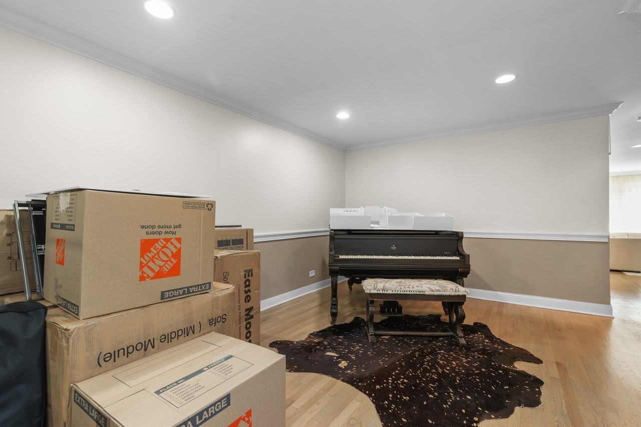409 Mallard Dr - Photo 5 of 42