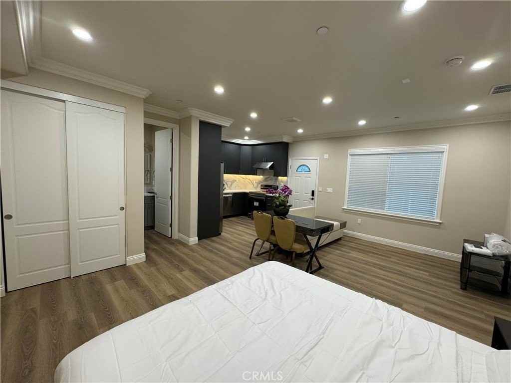 2028 S Chapel Ave Unit C - Photo 3 of 7