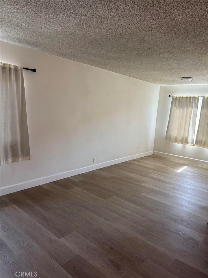 221 Saint Francis St #12 - Photo 5 of 12