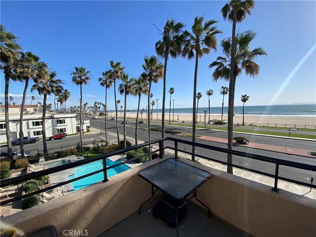 1200 Pacific Coast Hwy - Photo 2 of 16