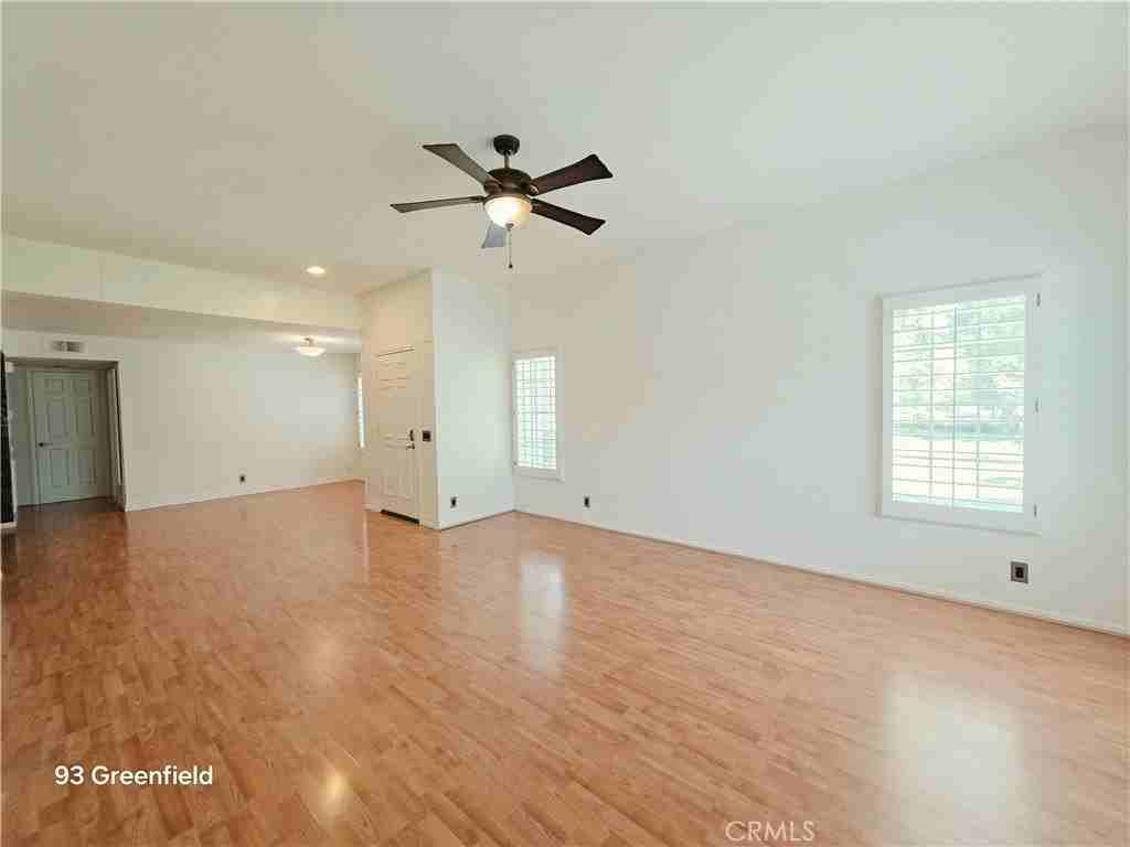 93 Greenfield - Photo 5 of 30
