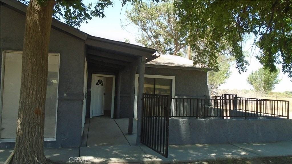 26272 Jordan Rd - Photo 2 of 10