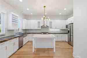 featured image of 1509 Orange Ave #A