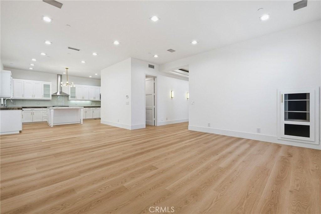 1509 Orange Ave #A - Photo 3 of 25