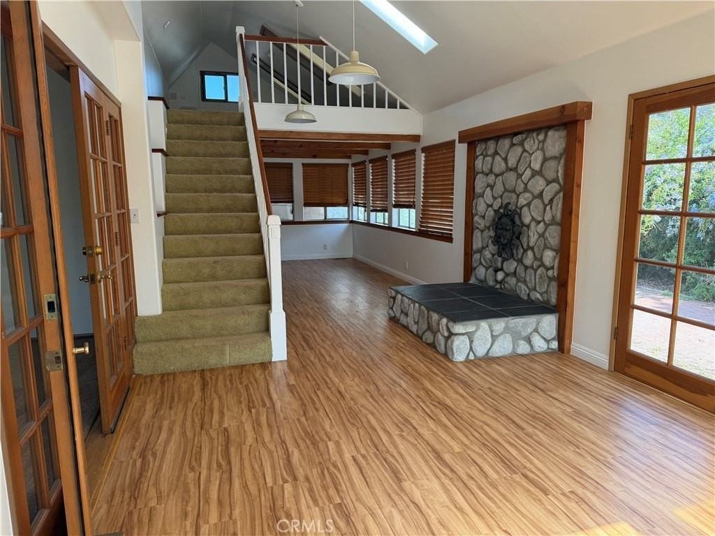 5613 E Hanbury St - Photo 5 of 21