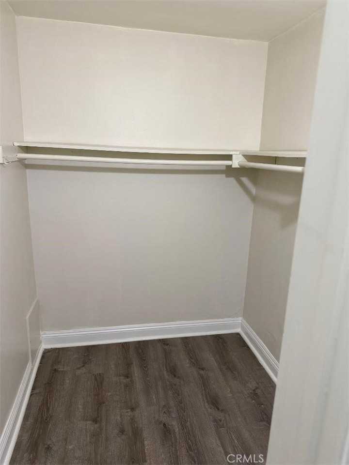 1013 S Tamarack Dr #3 - Photo 6 of 8