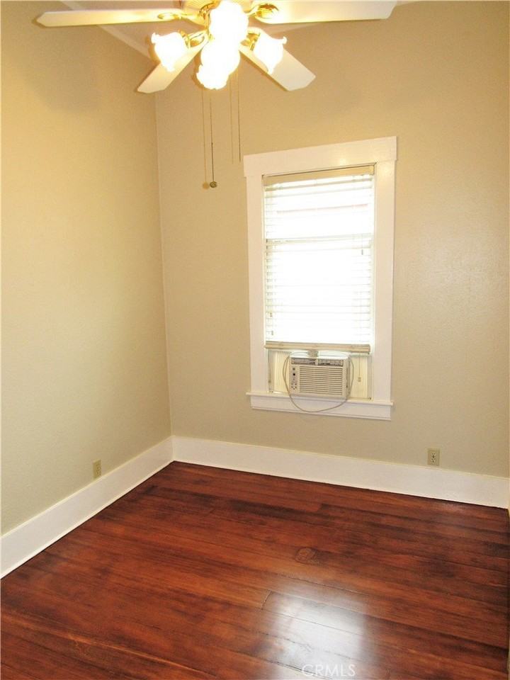 478 S Grand St - Photo 7 of 10
