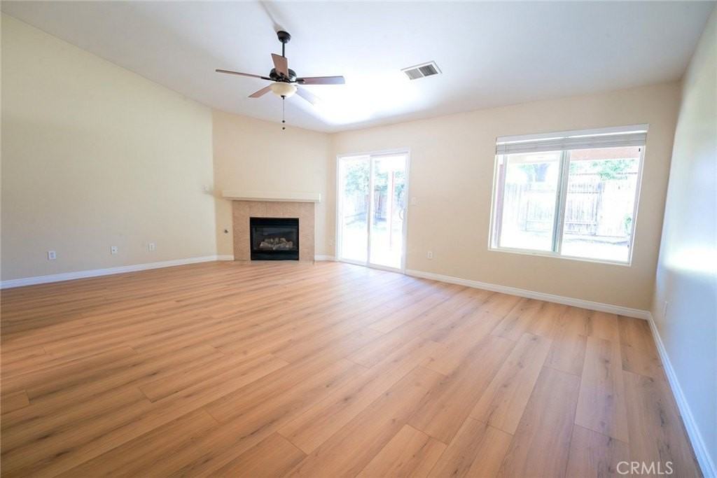 11322 Pacific Shores Dr - Photo 3 of 27