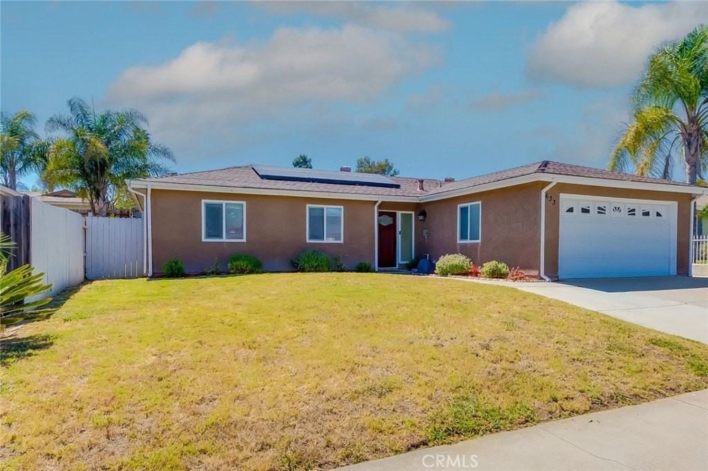 633 Elaine Ave - Photo 2 of 36