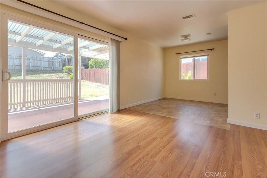 633 Elaine Ave - Photo 6 of 36