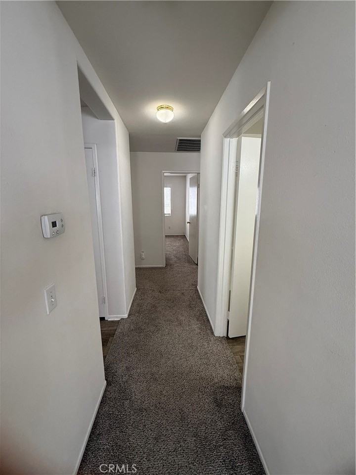 30212 Lakeport St - Photo 6 of 11