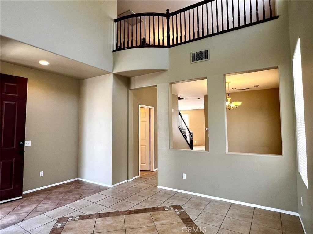 42180 Calabria Dr - Photo 2 of 21