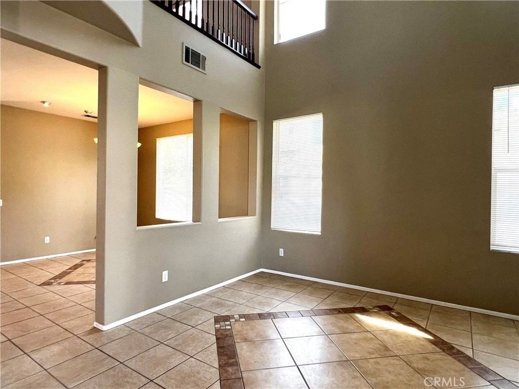 42180 Calabria Dr - Photo 3 of 21
