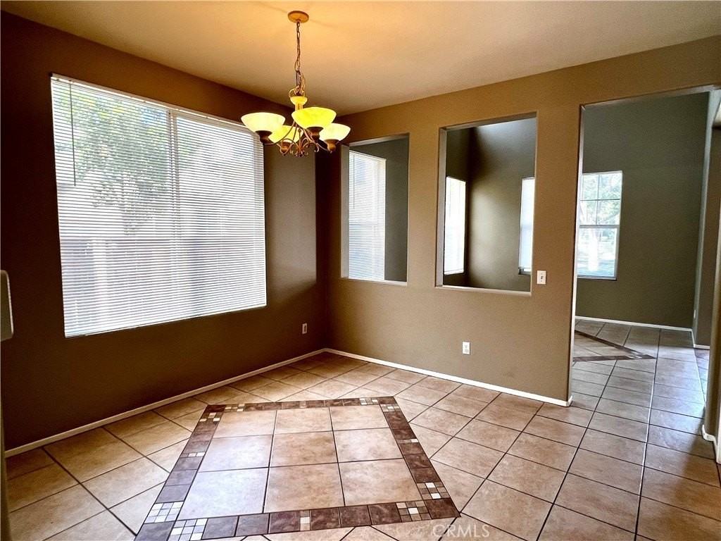42180 Calabria Dr - Photo 4 of 21