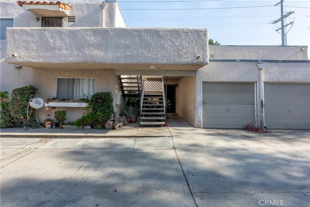 18981 Valley Cir #C - Photo 4 of 25