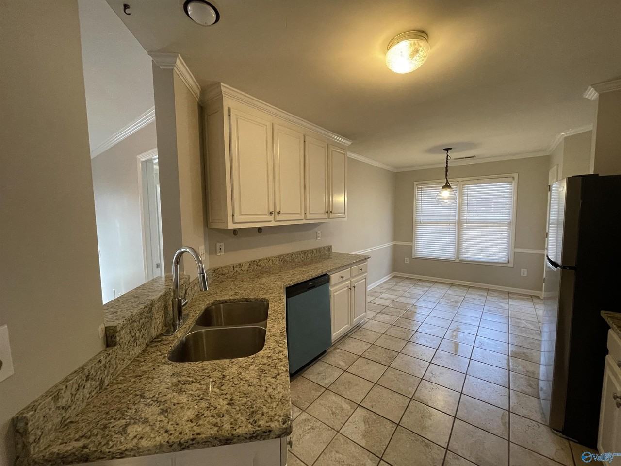 102 Mcdermotts Way - Photo 5 of 19