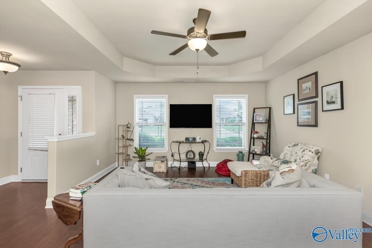5015 Montauk Trl Se - Photo 5 of 23