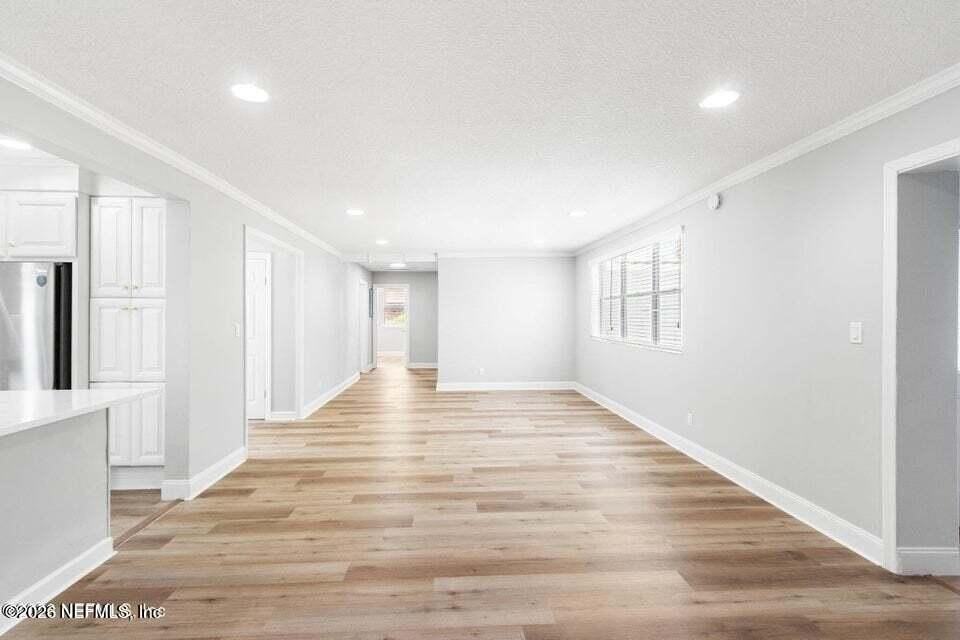 1554 Shirl Ln - Photo 6 of 35