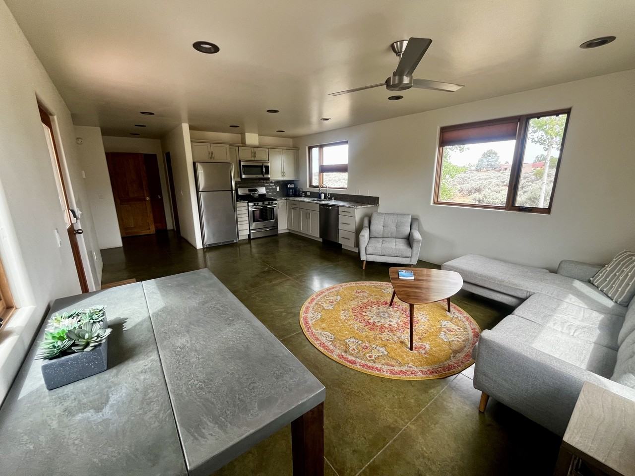 28B Piedra Vista Rd #1 - Photo 4 of 34