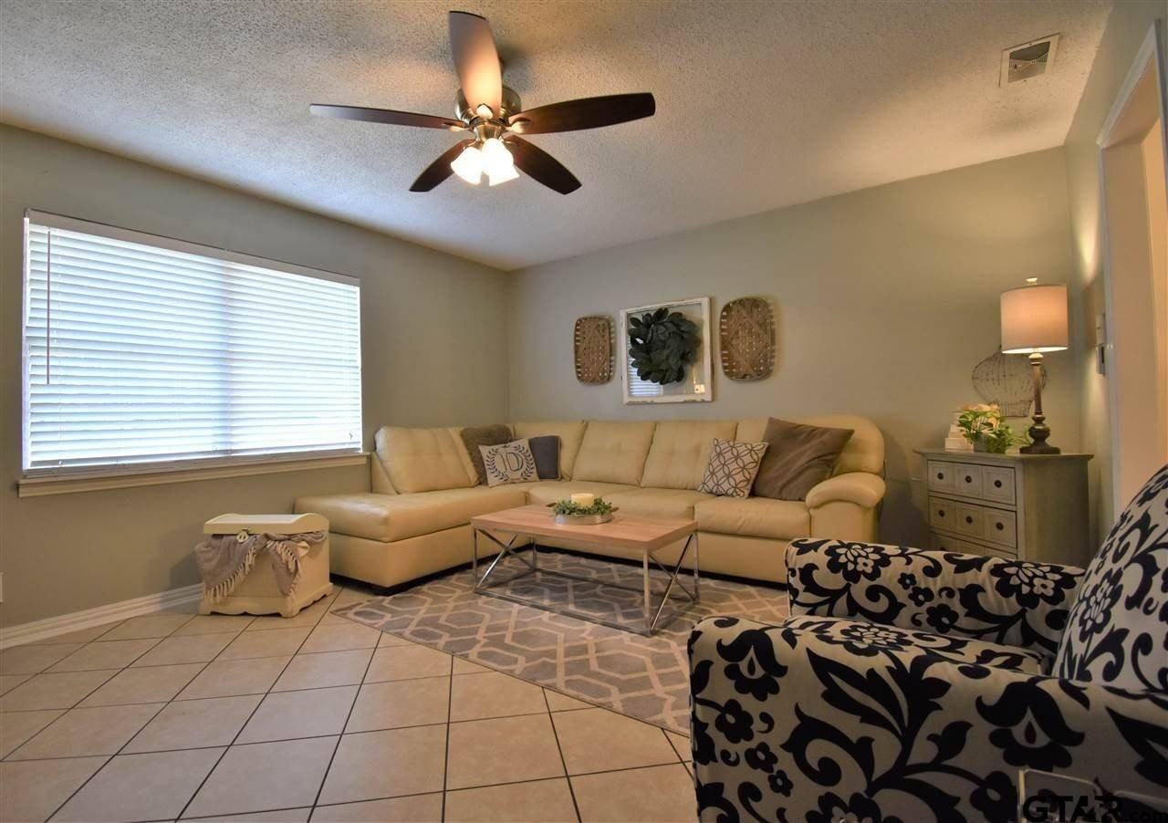 3106 S Donnybrook Ave - Photo 3 of 20