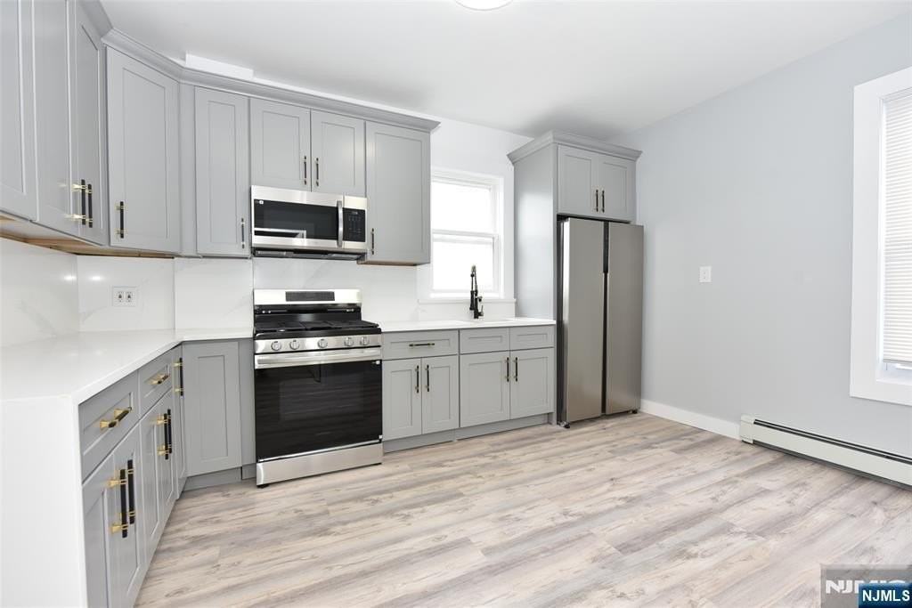 301 Burhans Ave #1 - Photo 6 of 19