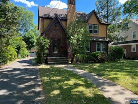 325 Bogert Ave - Photo 1 of 1