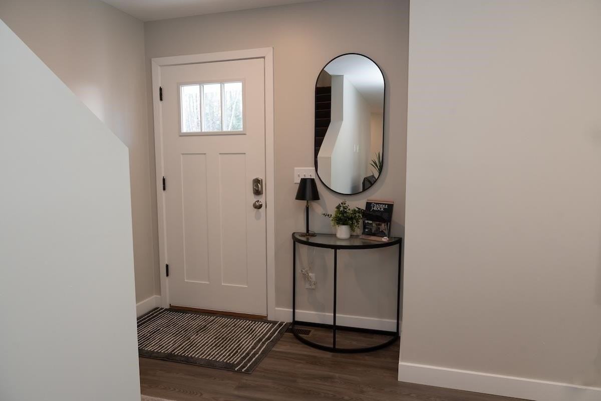 1 Saddle Rock Way - Photo 2 of 31