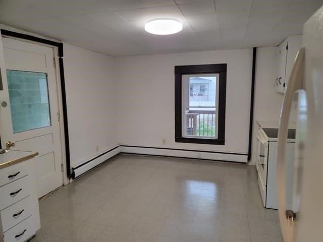 10B Dyer St - Photo 5 of 11