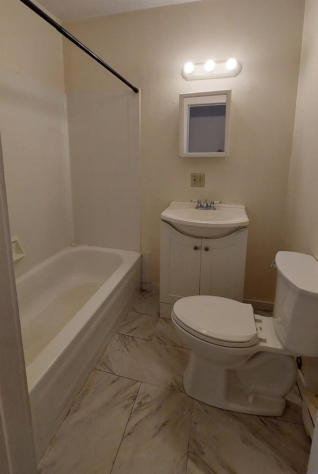 32 S Main St #7 - Photo 7 of 8