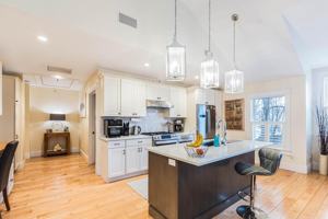featured image of 1 Franklin St #2C