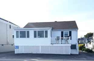 featured image of 885 Ocean Blvd