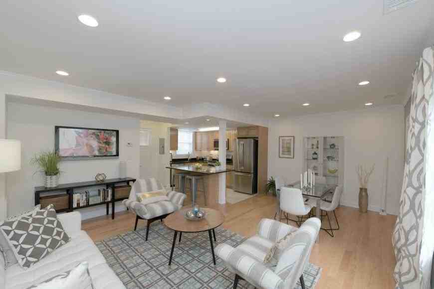 81 Thornton Rd - Photo 5 of 8