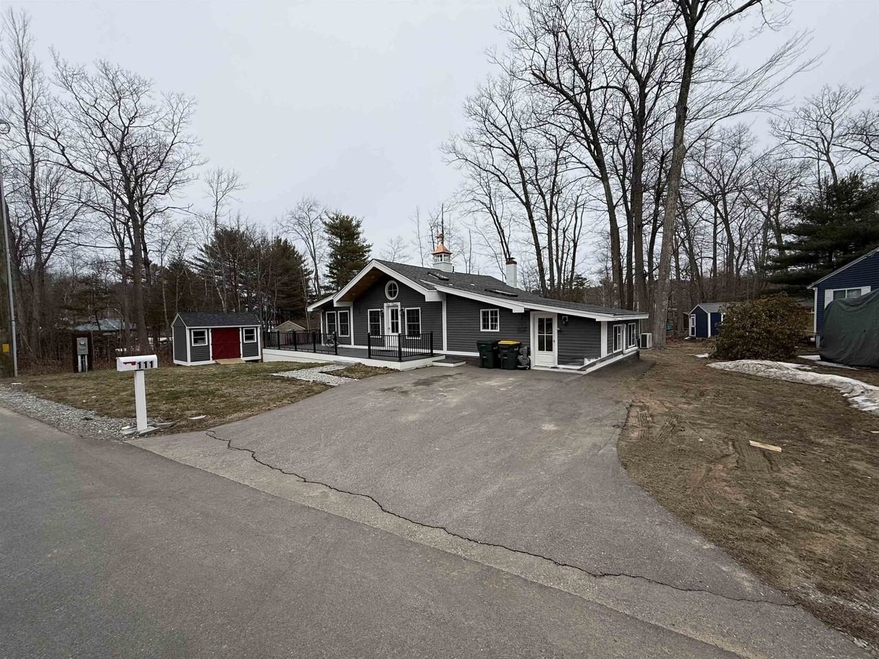111 Pendleton Rd - Photo 3 of 28