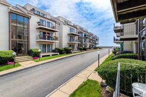 featured image of 461 Ocean Blvd #6A